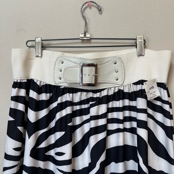 Zebra Stripe Colorful Stretch Midi Skirt Plus 2X NWT Magic - Picture 6 of 8